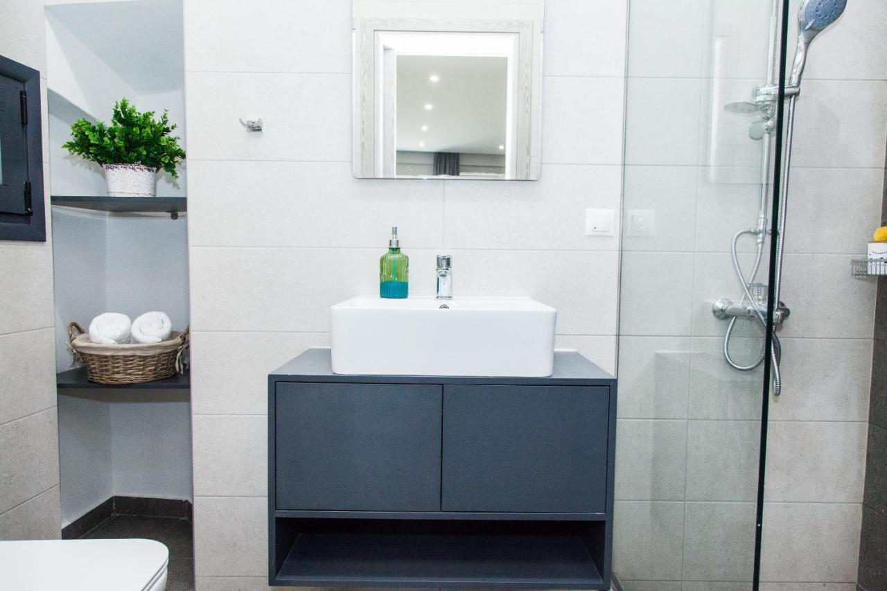 Apartments Vouliagmenis Ave 126 Афины Экстерьер фото